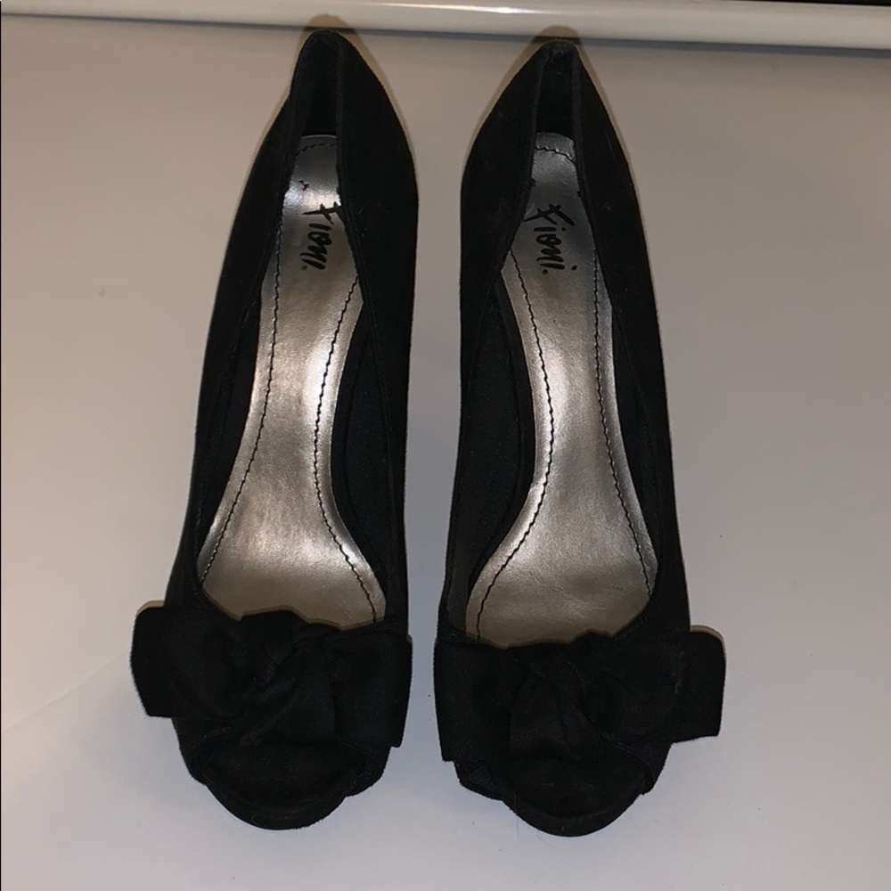 Black heels
